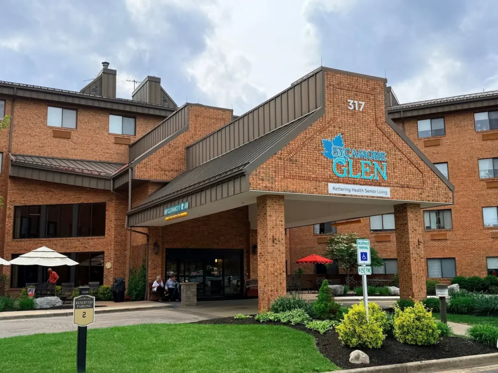 Sycamore Glen building exterior