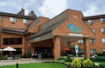 Sycamore Glen building exterior